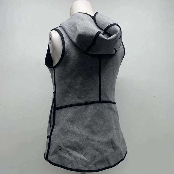 Lululemon Insculpt Vest Sleeveless Hooded Reversible Black Heathered Grey Size 4 - Picture 14 of 16
